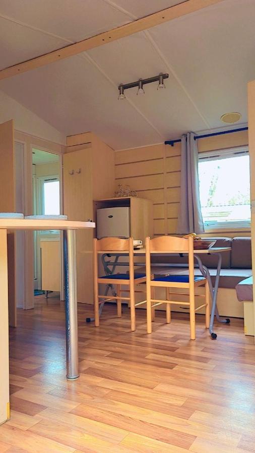 Camping Marvilla Parks -Parc Des Roches 91530 Saint-Chéron Kültér fotó
